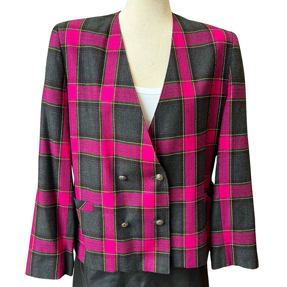 Vintage, hot pink plaid jacket/blazer, shoulder pads, NWT vintage
